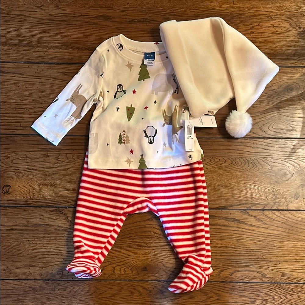 Adorable Old Navy winter baby set